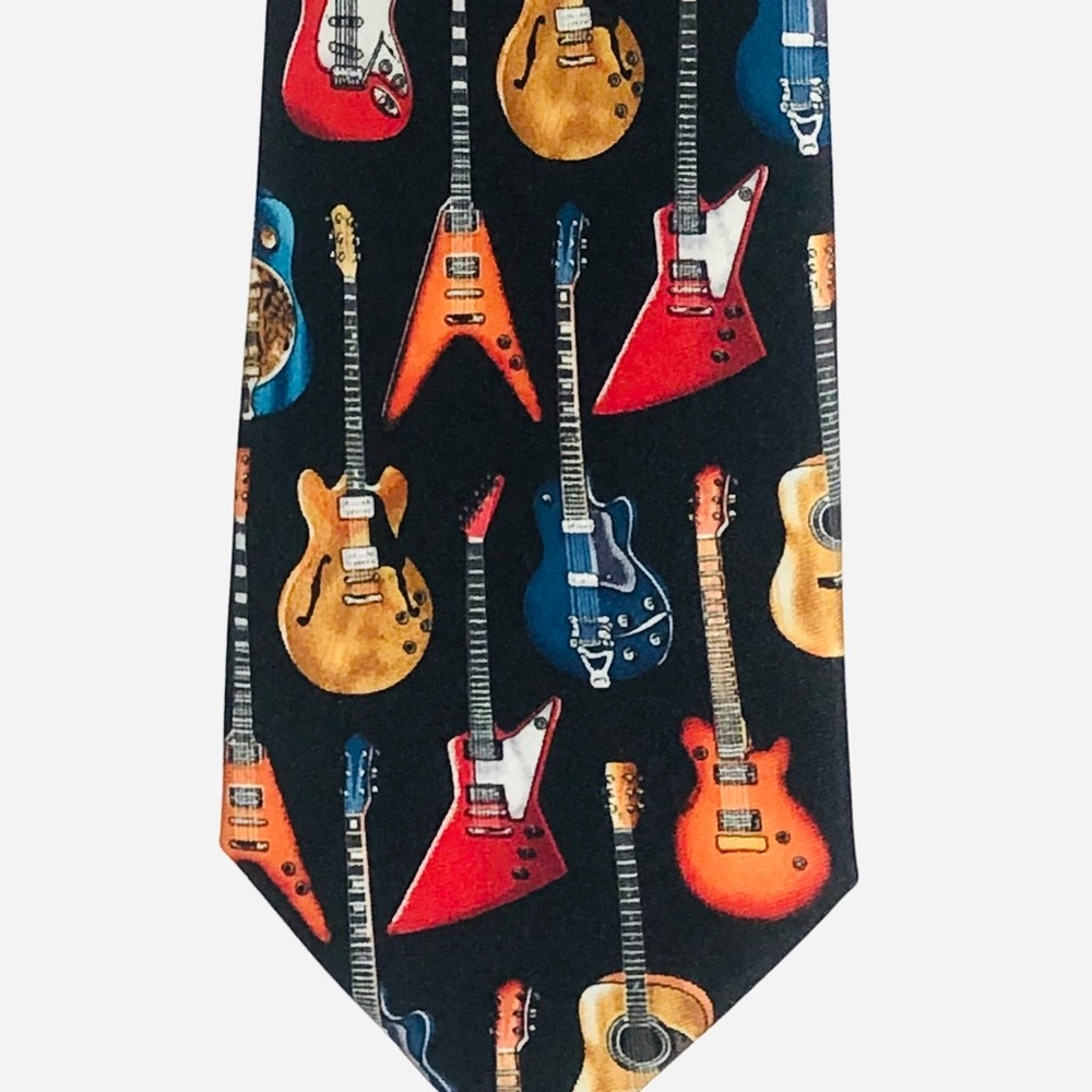 Guitar 🎸 tie mew with tags silk